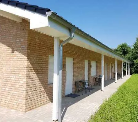 Πανσιόν Gaestehaus Gmbh 3*